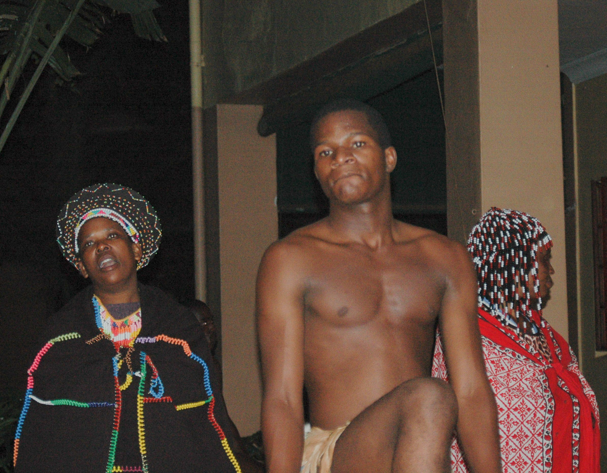 Danses Zouloues dans le Boma